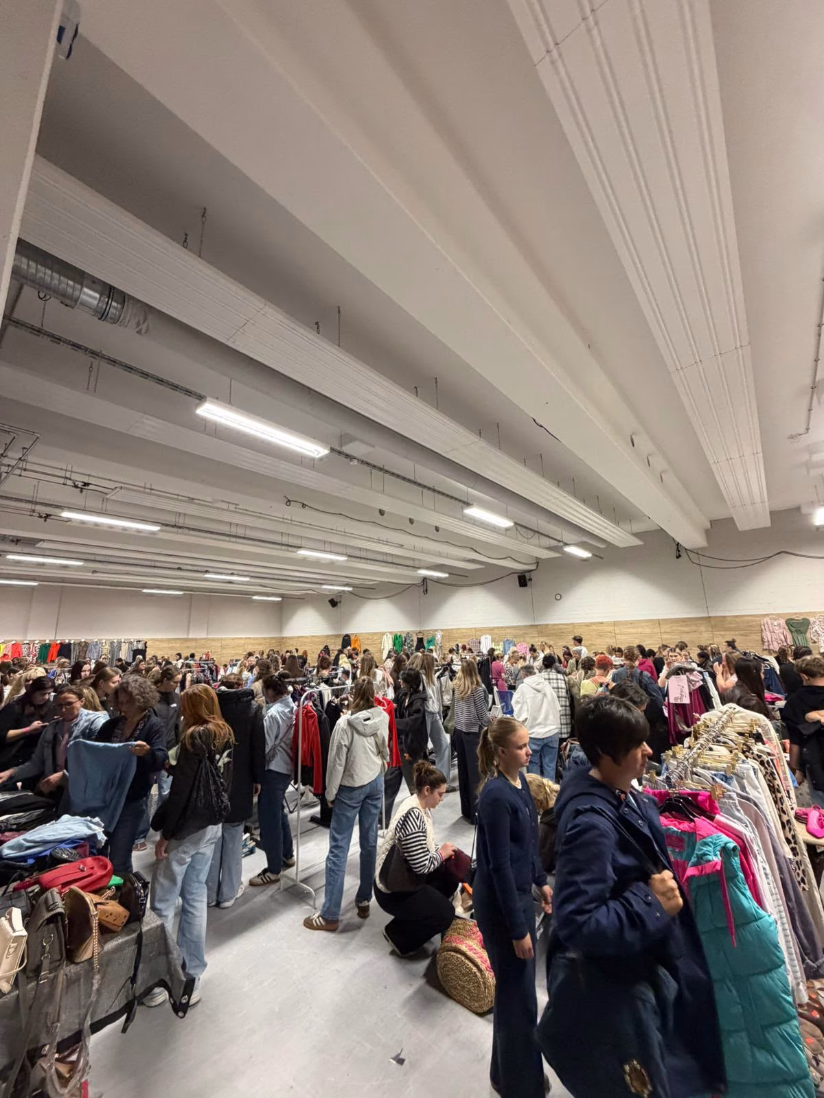 Marktstand mit regionaler Atmosphäre